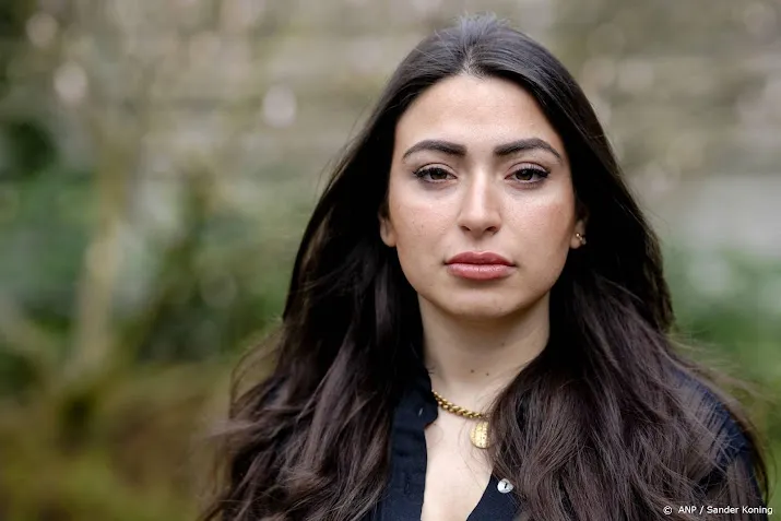 jaar jeugddetentie geeist voor doodsbedreigingen lale gul
