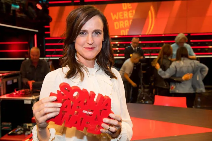 janine abbring weer presentator zomergasten