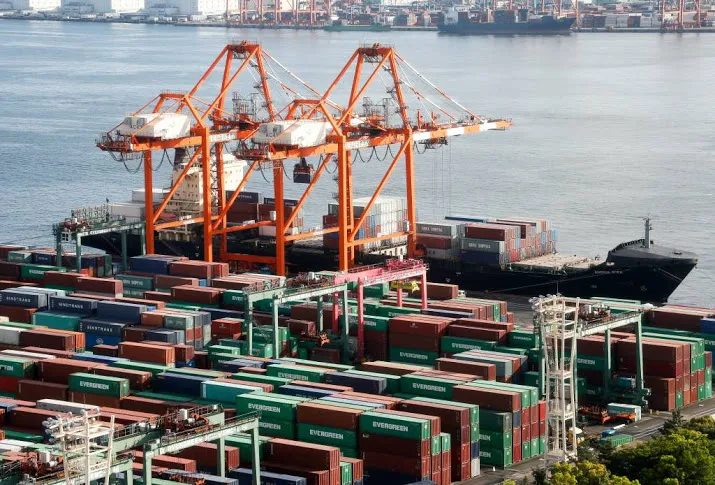 japanse economie krimpt