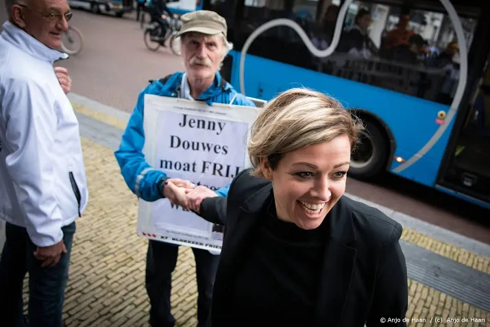 jenny douwes ik heb niks strafbaars gedaan