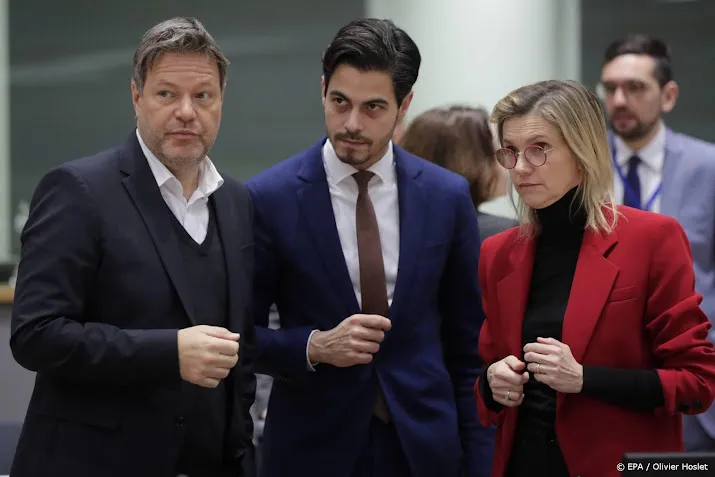 jetten gasprijsplafond onverantwoord maar blij met samen inkopen