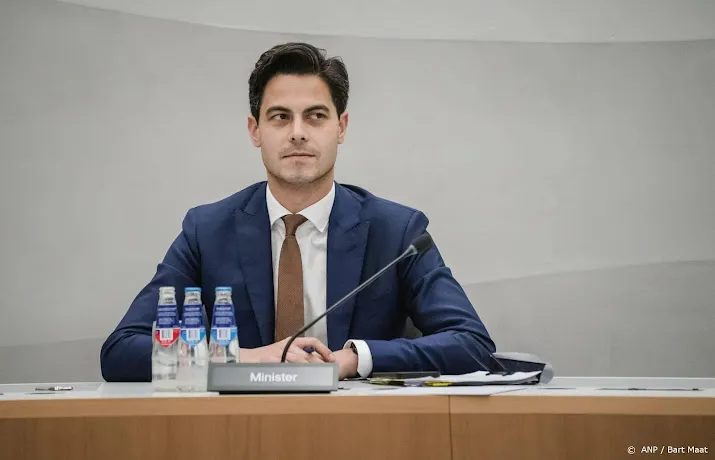 jetten gemeenten moeten voor 10 oktober af van gazprom contract