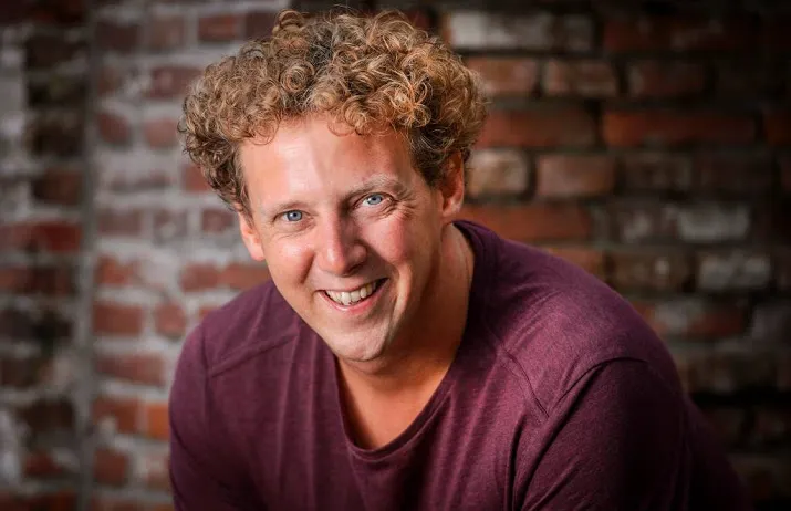 jochem myjer terug op 1 in bestseller 60