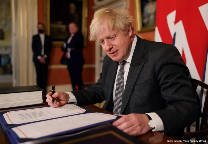johnson verenigd koninkrijk wordt wetenschappelijke supermacht