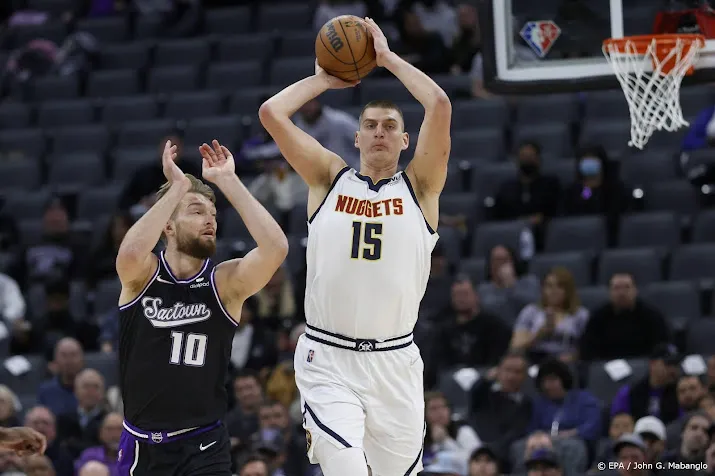 jokic embiid en antetokounmpo kandidaten titel beste speler nba