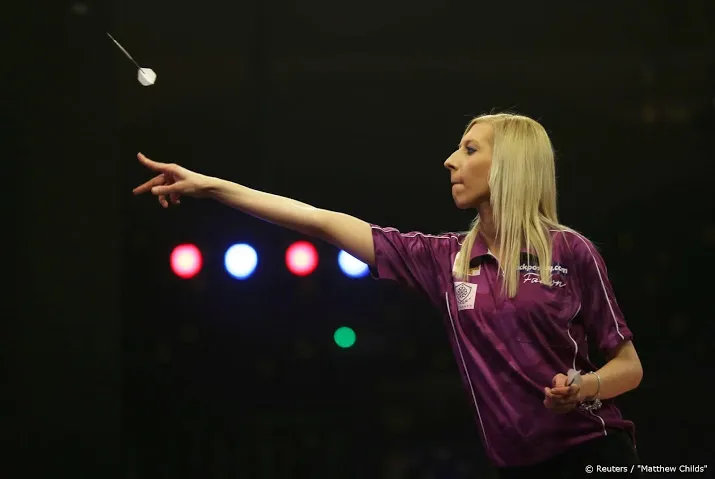 jonge kapster is bij wk darts nu queen of the palace