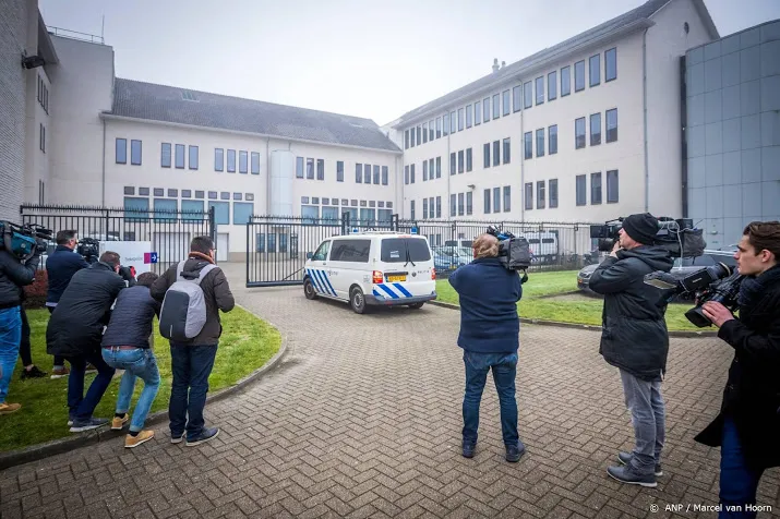 jos b opnieuw voor de rechter