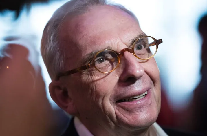 jos van rey ruziet met lid stembureau