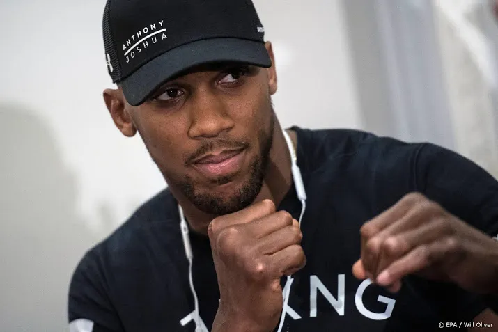 joshua bokst in new york tegen mexicaan ruiz