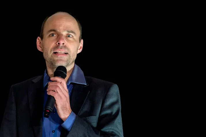 journalisten beter beschermen tegen racisme