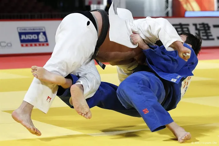 judofederatie weigert acht russen toegang tot wk