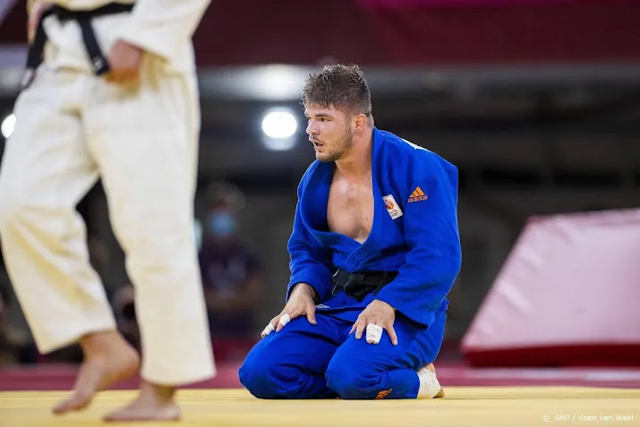 judoka van t end na een optreden klaar op ek