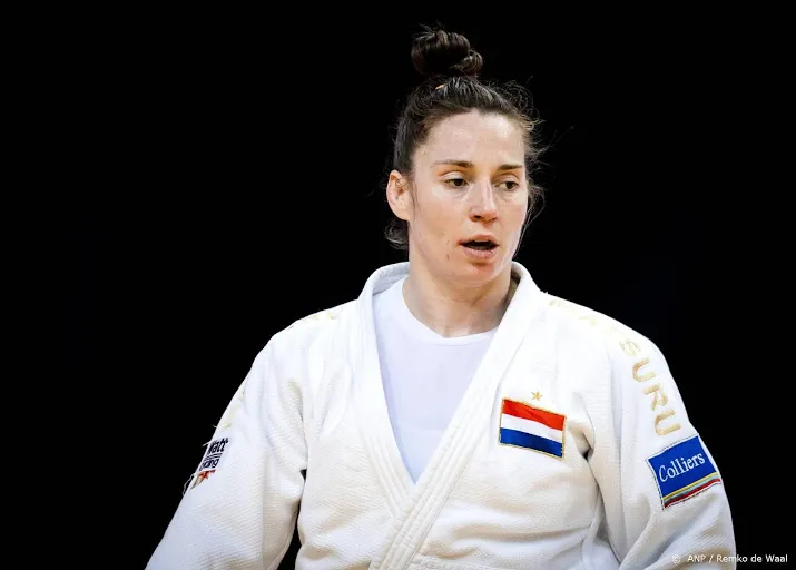 judokas verkerk en steenhuis tegen elkaar voor brons op wk