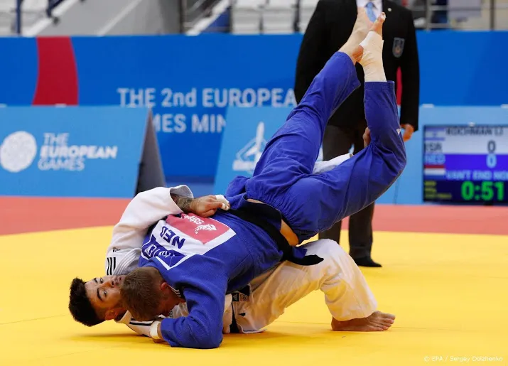 judoploeg naar kwartfinale ek