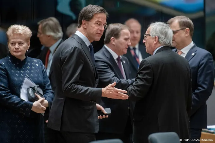 juncker tegen rutte help roemenie schengen in