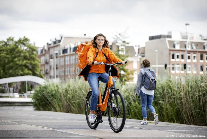 just eat onderaan in aex philips onder druk door terugroepactie