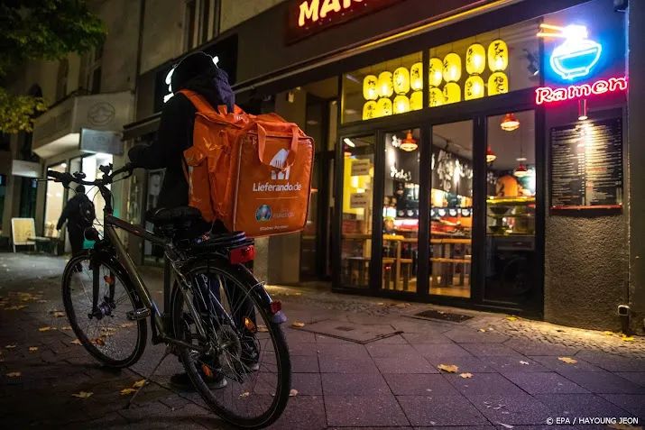 just eat takeaway begint eigen boodschappenbezorging in berlijn