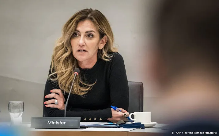 justitie haalt woonwagenbewoners af van lijst over ondermijning
