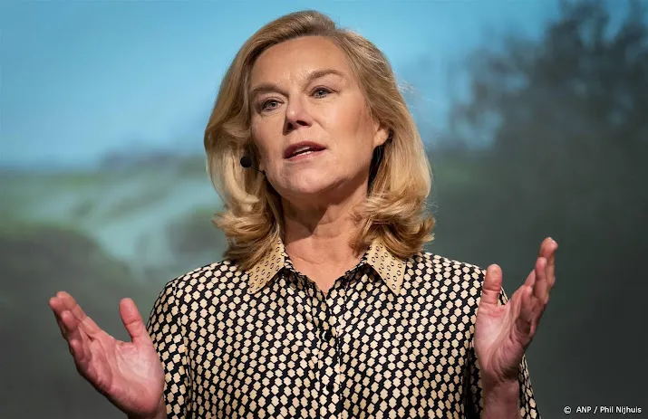 kaag d66 mag best tevreden zijn met beperkt verlies in senaat