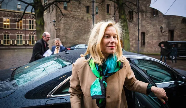 kaag neemt stappen na misstanden oxfam