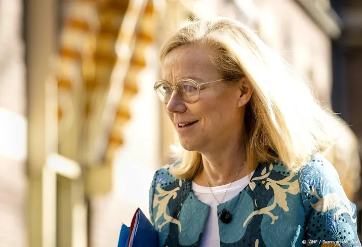 kaag wil maximale rente bij kopen op de pof permanent verlagen