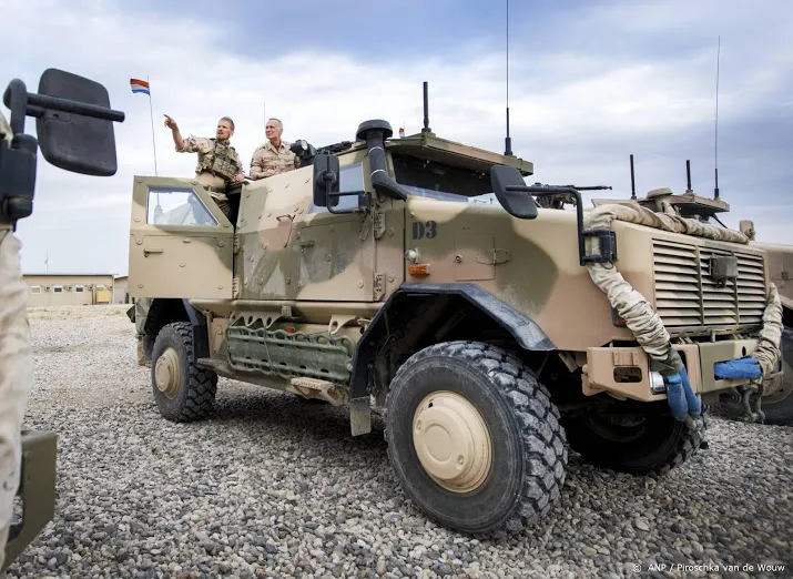 kabinet akkoord met sturen extra militairen naar afghanistan