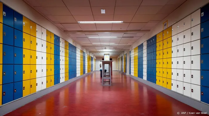 kabinet hoopt basisschool en kinderopvang op 25 januari te openen