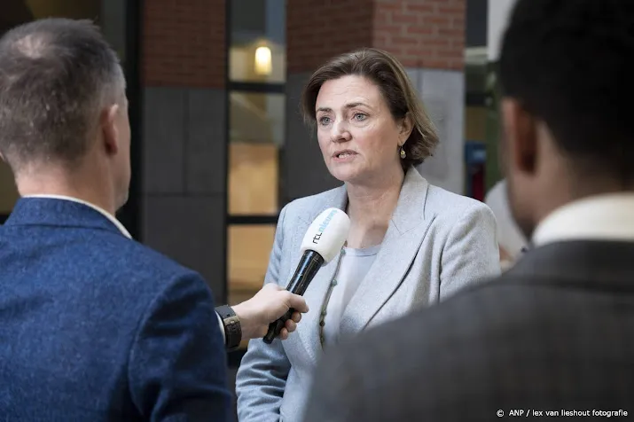 kabinet hoopt toegang oekrainers tot werk snel te versoepelen