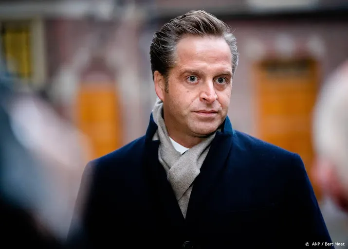 kabinet komt woensdag met persconferentie extra maatregelen