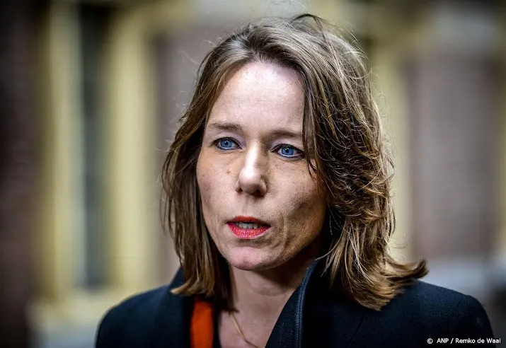 kabinet onderzoekt ophalen ex bewakers ambassade in kabul
