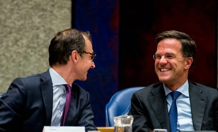 kabinet overleeft motie van afkeuring