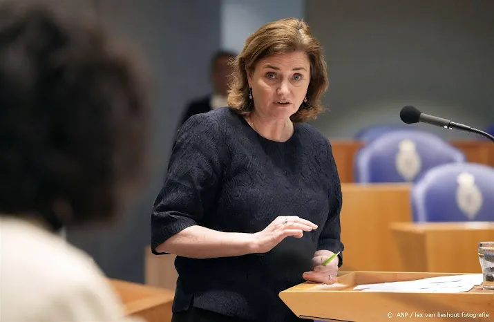 kabinet pakt arbeidsmarkt aan meer zekerheid voor werkenden