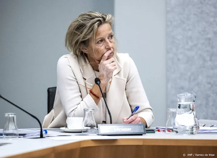 kabinet steekt 100 miljoen in nieuw fonds voor wapens oekraine