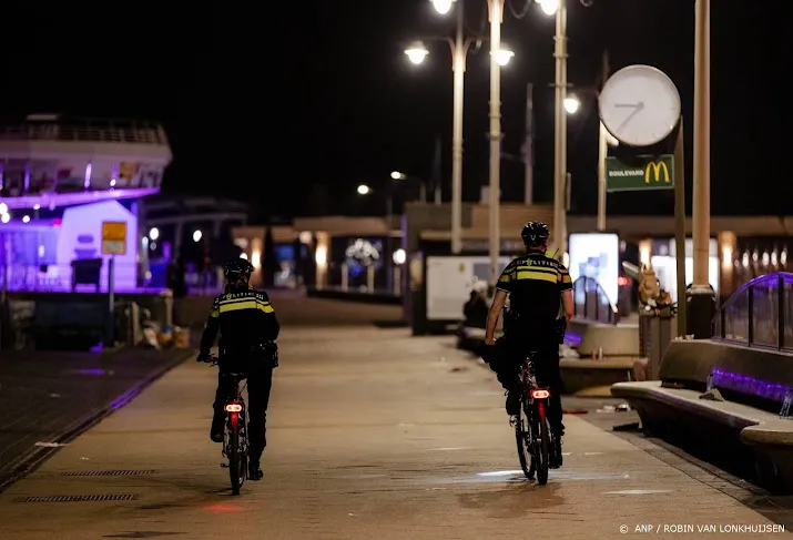 kabinet wil avondlockdown mondkapjes op scholen