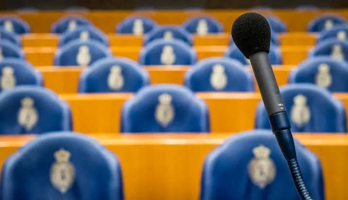kabinet zet streep door referendumwet