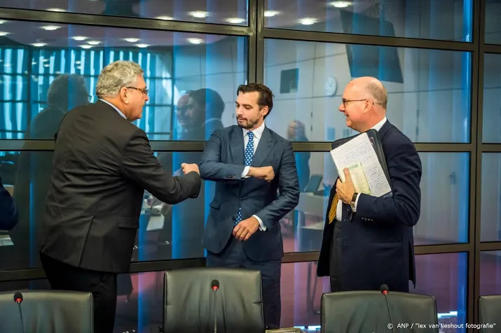 kamer corona maatregelen mogen strenger