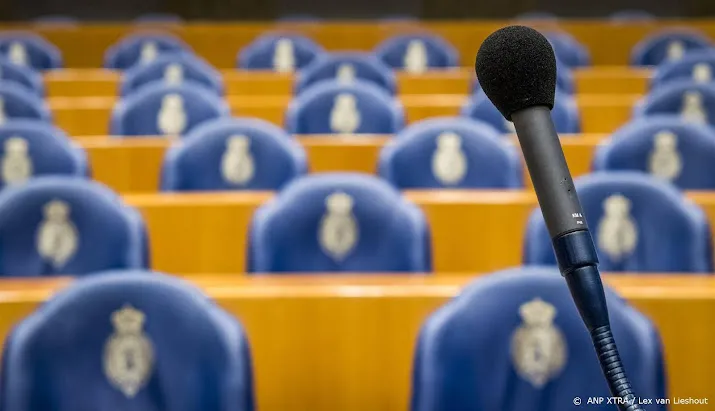 kamer debatteert over de slavernijexcuses van het kabinet