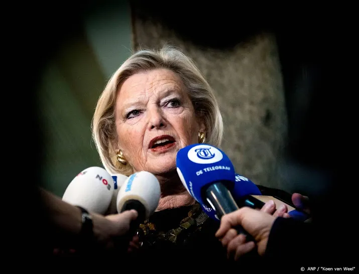 kamer geergerd over optreden broekers knol