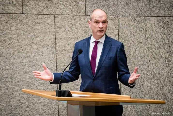 kamer kritisch over verlenging avondklok
