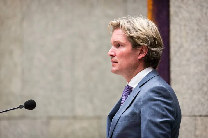 kamer laat straffen niet langer verjaren