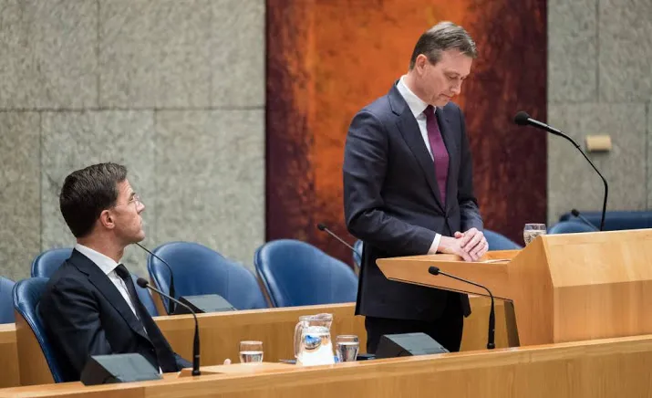 kamer praat verder met rutte