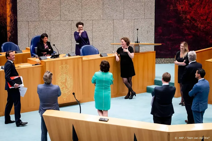 kamer stemt unaniem in met compensatiewet toeslagenaffaire