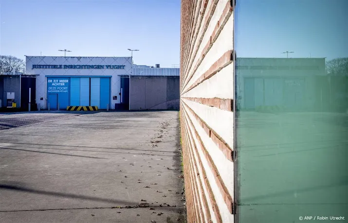 kamer steunt plan bouw extra plekken zwaarste criminelen