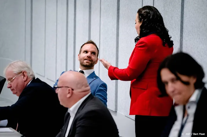 kamer steunt plan kabinet om 2100 afghanen op te halen