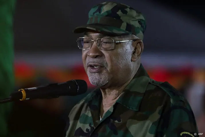 kamer wil geheime documenten over coup suriname openbaar