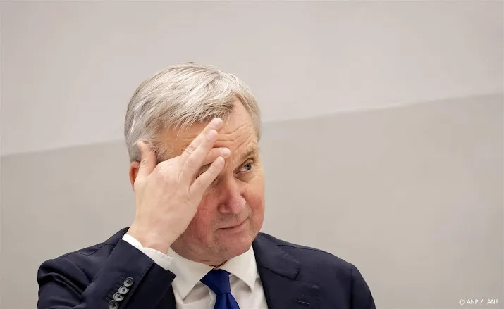 kamer zeer kritisch op staatssecretaris om aanpak mensenhandel