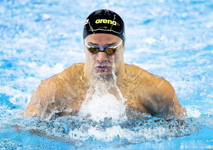 kamminga en corbeau bij wk eenvoudig door op 100 meter schoolslag