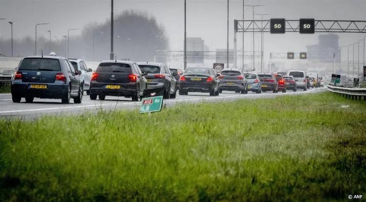 kans op ergste file ooit op a12 van den haag naar utrecht