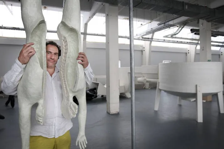 kanye west werkt samen met joep van lieshout