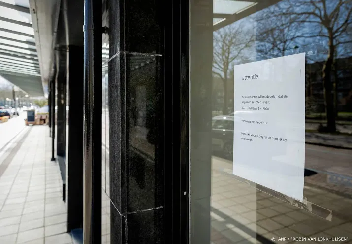 kappers roepen op begin alsjeblieft niet aan thuisknippen